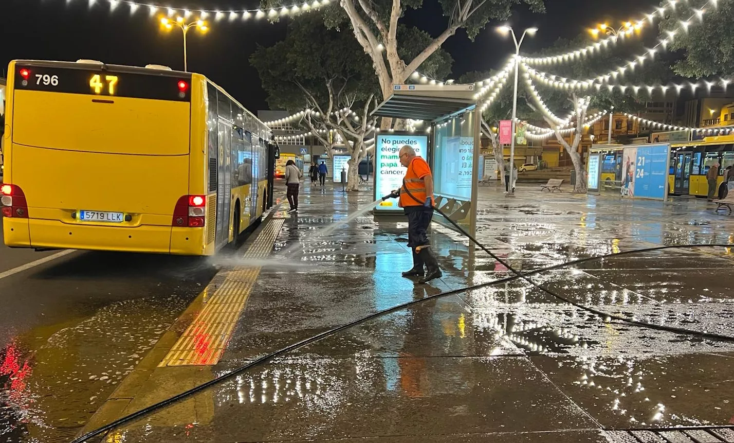 Servicio de limpieza del Carnaval de Las Palmas de Gran Canaria / CEDIDA