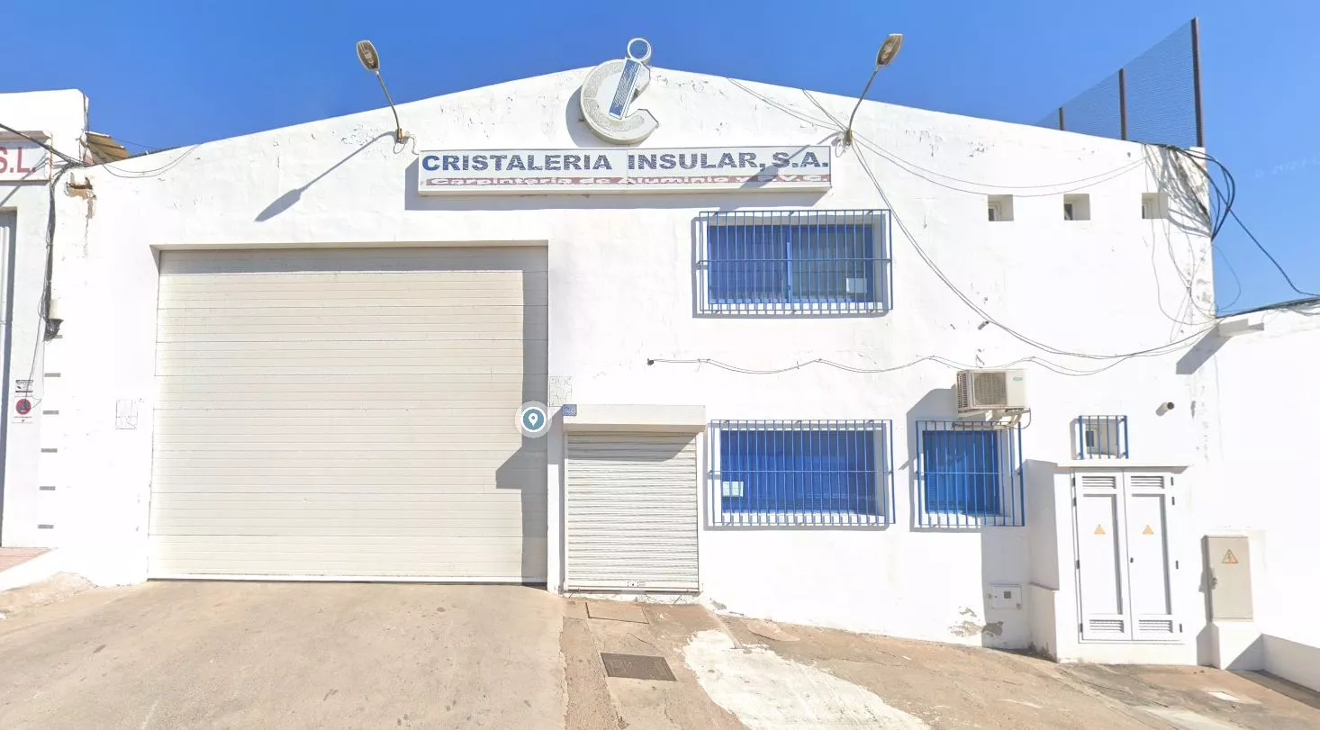 Sede de Aluminio Puerto Naos. / AH