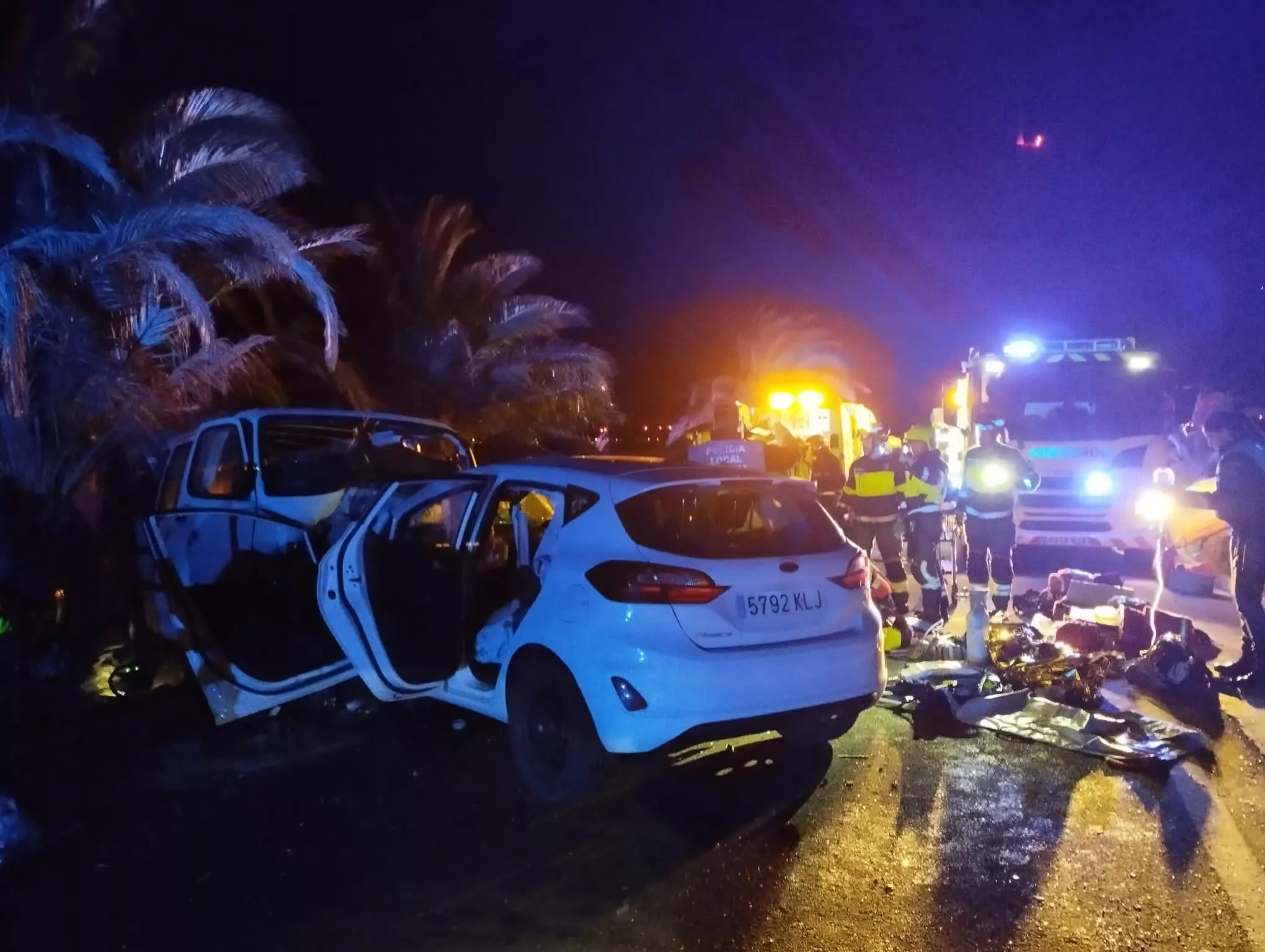 Accidente con dos vehículos en Agüimes. / BOMBEROS DE GRAN CANARIA