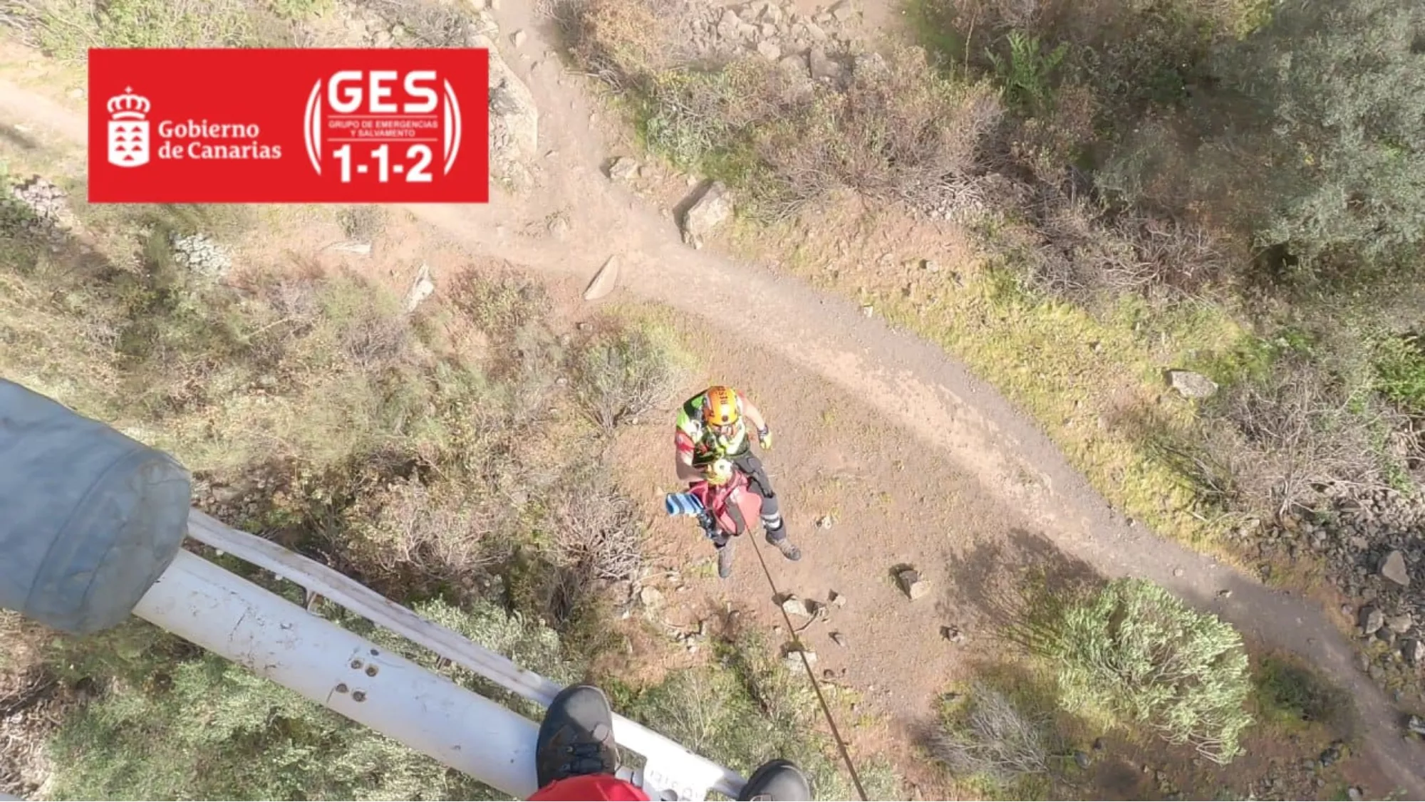 Imagen del rescate en helicóptero en Telde/ GOBIERNO DE CANARIAS