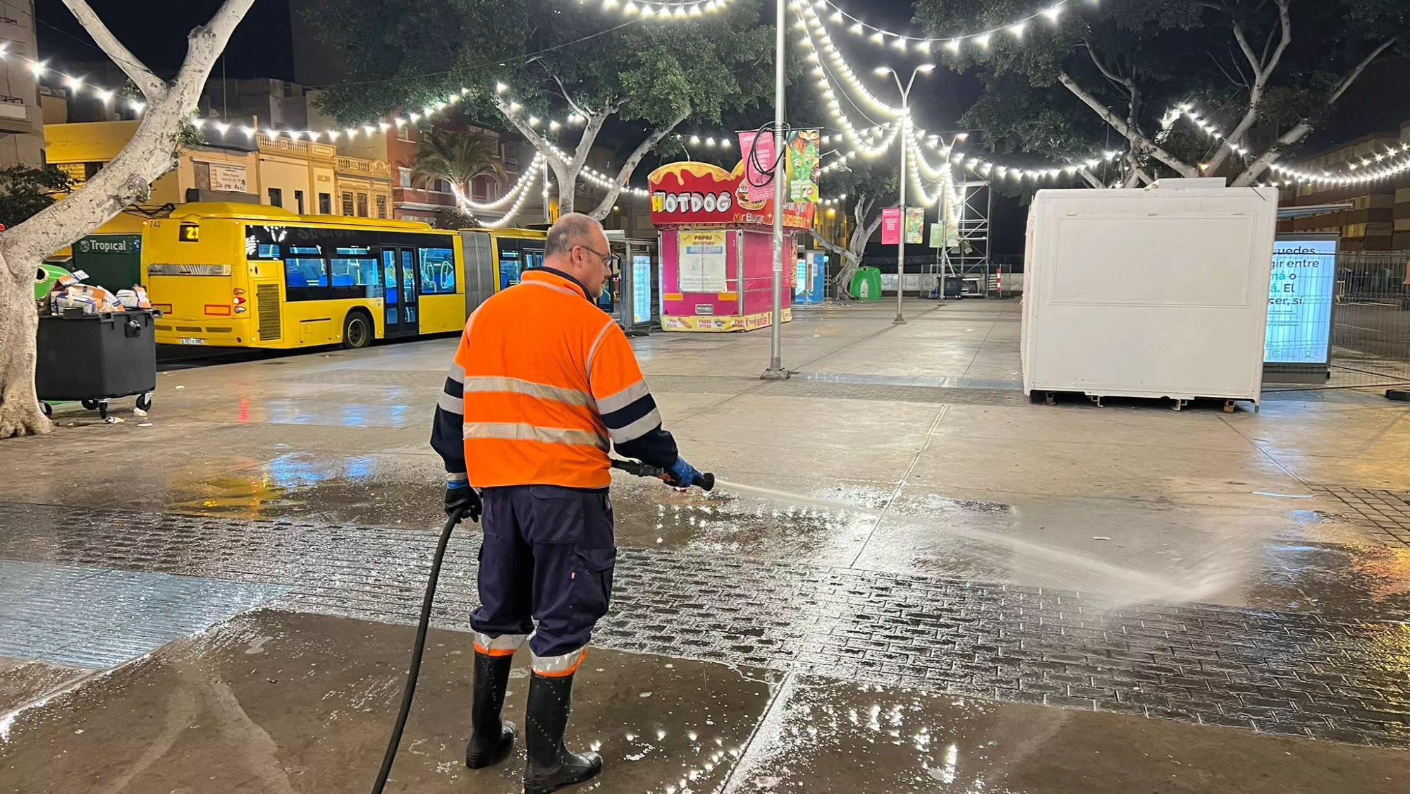 Limpieza recoge 41.080 kilos de residuos durante los 25 días del Carnaval / AYUNTAMIENTO DE LAS PALMAS DE GRAN CANARIA