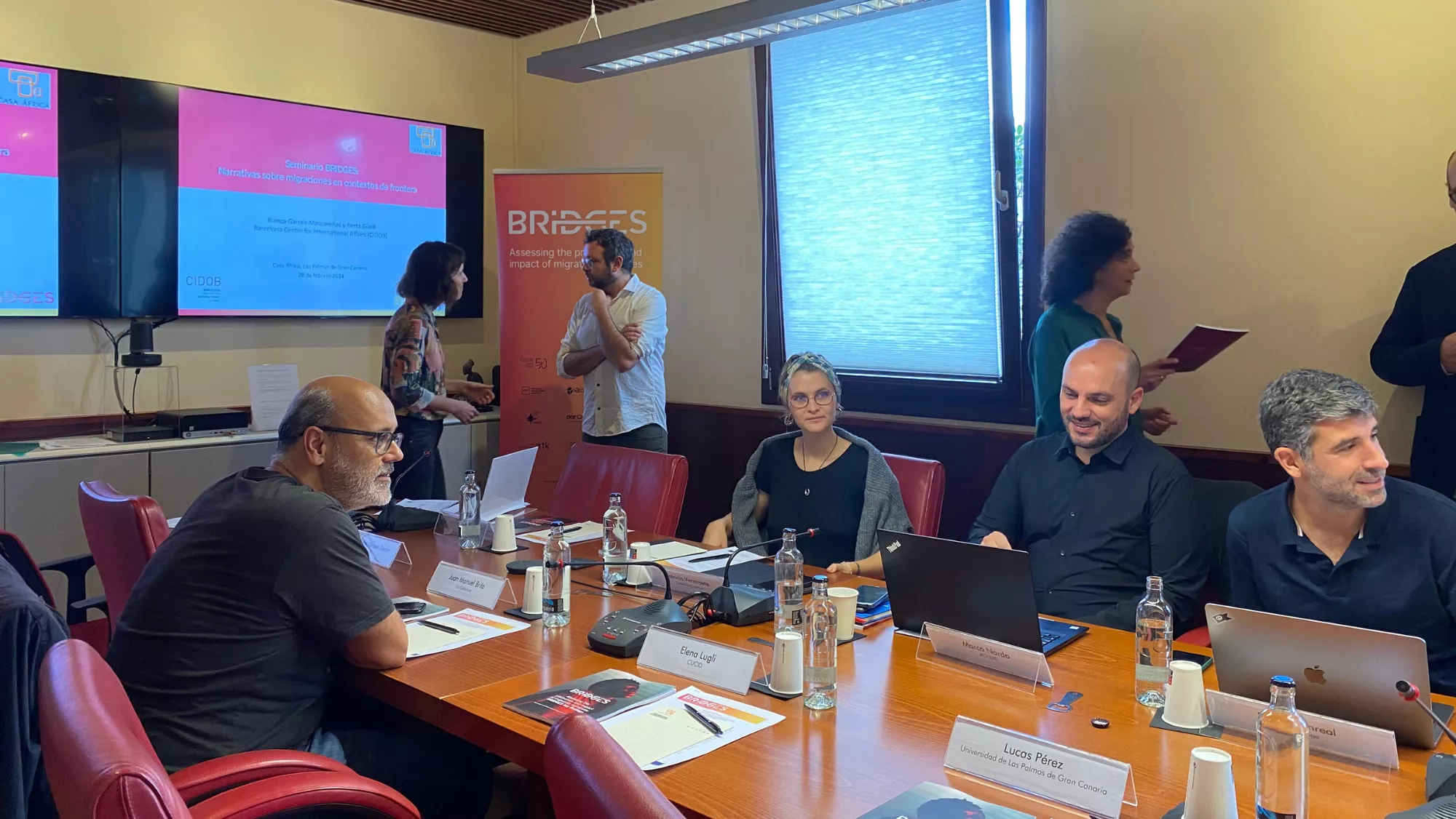 Reunión de presentación del informe Bridges sobre las narrativas europeas / ATLÁNTICO HOY - IRENE CARTAYA