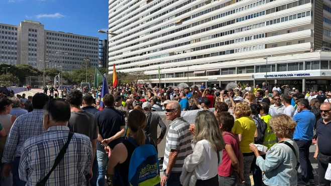 Manifestante frente a Presidencia / ATLÁNTICO HOY - MARCOS MORENO
