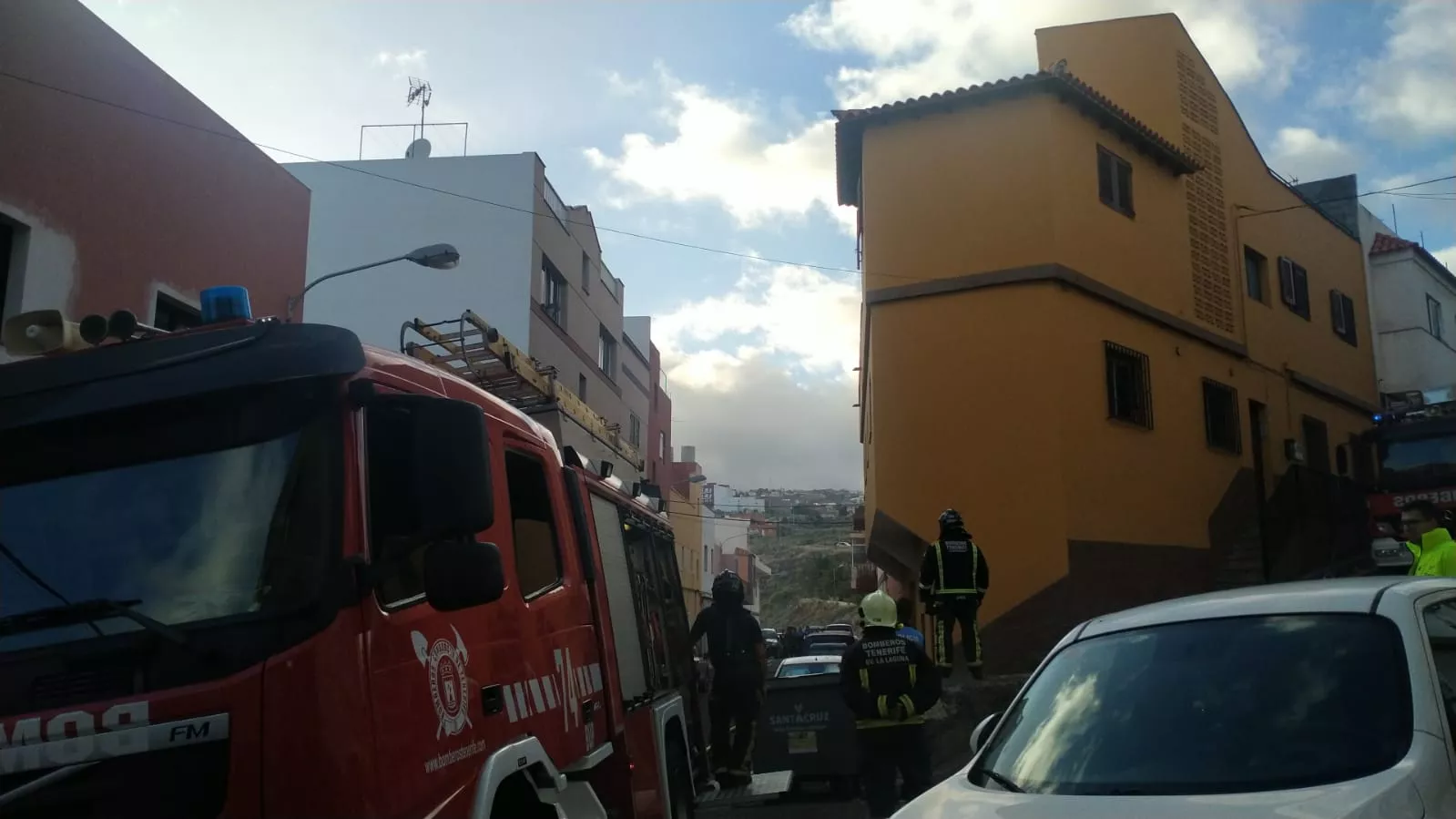 Bomberos sofocan un incendio en una vivienda en Barranco Grande / AH