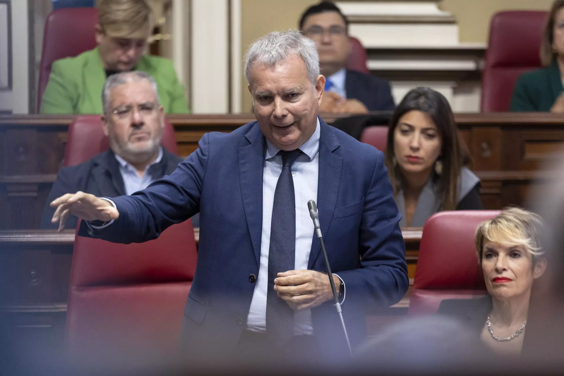 Sebastián Franquis en el Parlamento de Canarias. / EFE - MIGUEL BARRETO