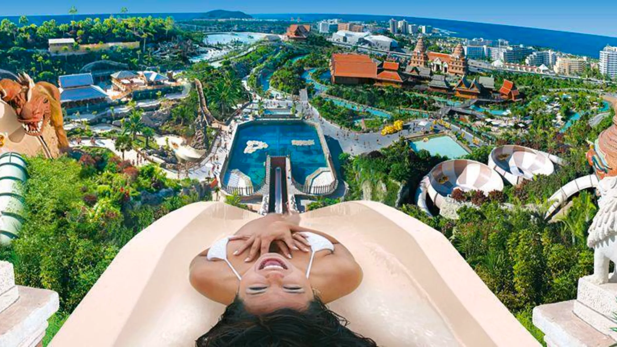 Imagen de una persona en el parque acuático más grande de Europa, el Siam Park / HOLA ISLAS CANARIAS Imagen de una persona en el parque acuático más grande de Europa, el Siam Park / HOLA ISLAS CANARIAS