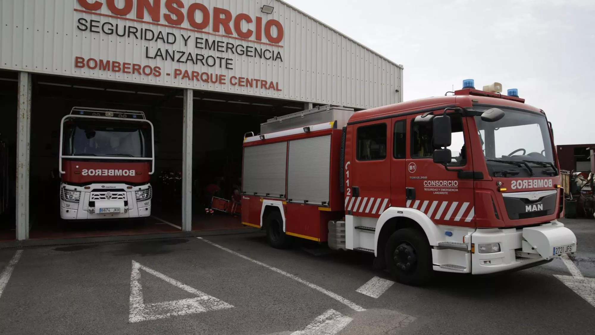 Bomberos de Lanzarote . / EMERGENCIAS LANZAROTE