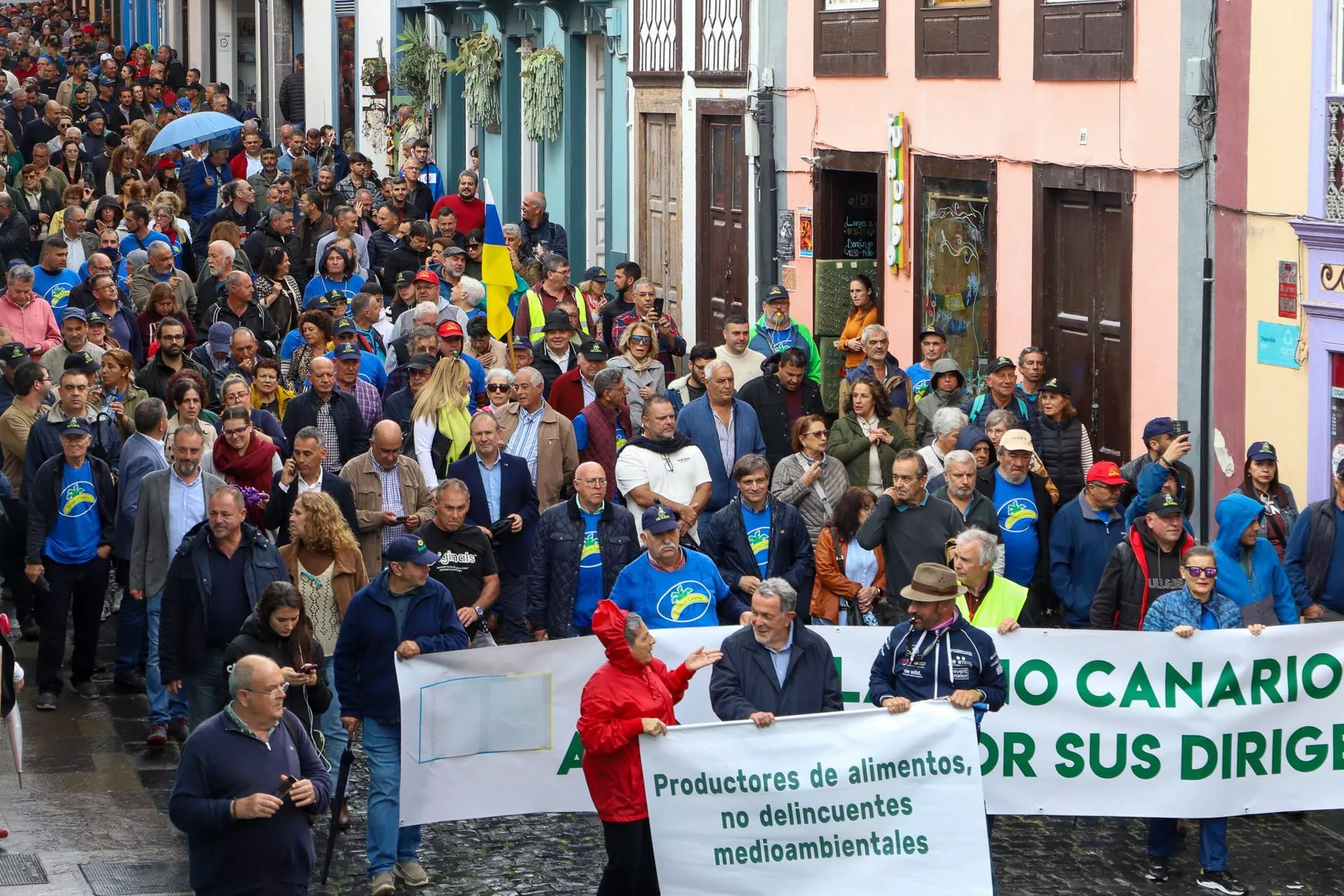  Manifestación del sector agrícola en Santa Cruz de La Palma. / EFE - LUIS G MORERA