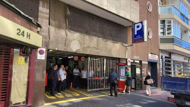 Desalojo del aparcamiento de Luis Morote por orden judicial / ATLÁNTICO HOY
