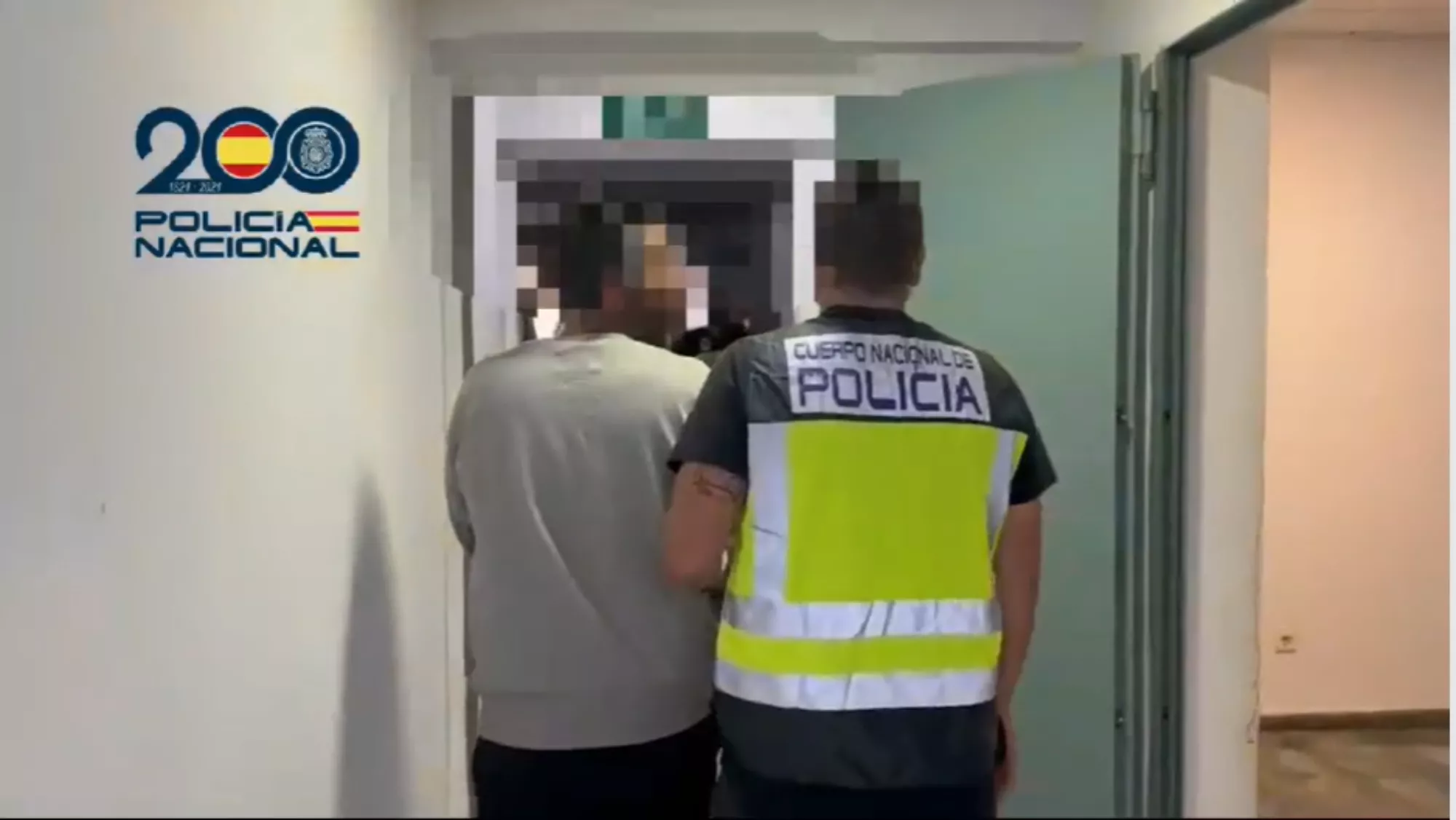 La Policía Nacional detiene a un hombre por robar en los ventorrillos durante los carnavales de Arrecife / POLICÍA NACIONAL La Policía Nacional detiene a un hombre por robar en los ventorrillos durante los carnavales de Arrecife / POLICÍA NACIONAL