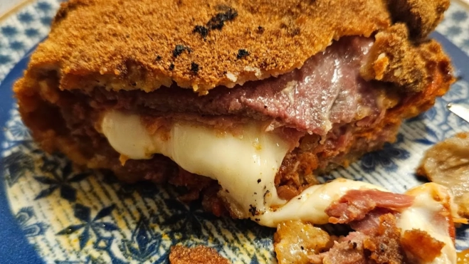 Imagen del relleno del mejor cachopo de Canarias / REDES Imagen del relleno del mejor cachopo de Canarias / REDES