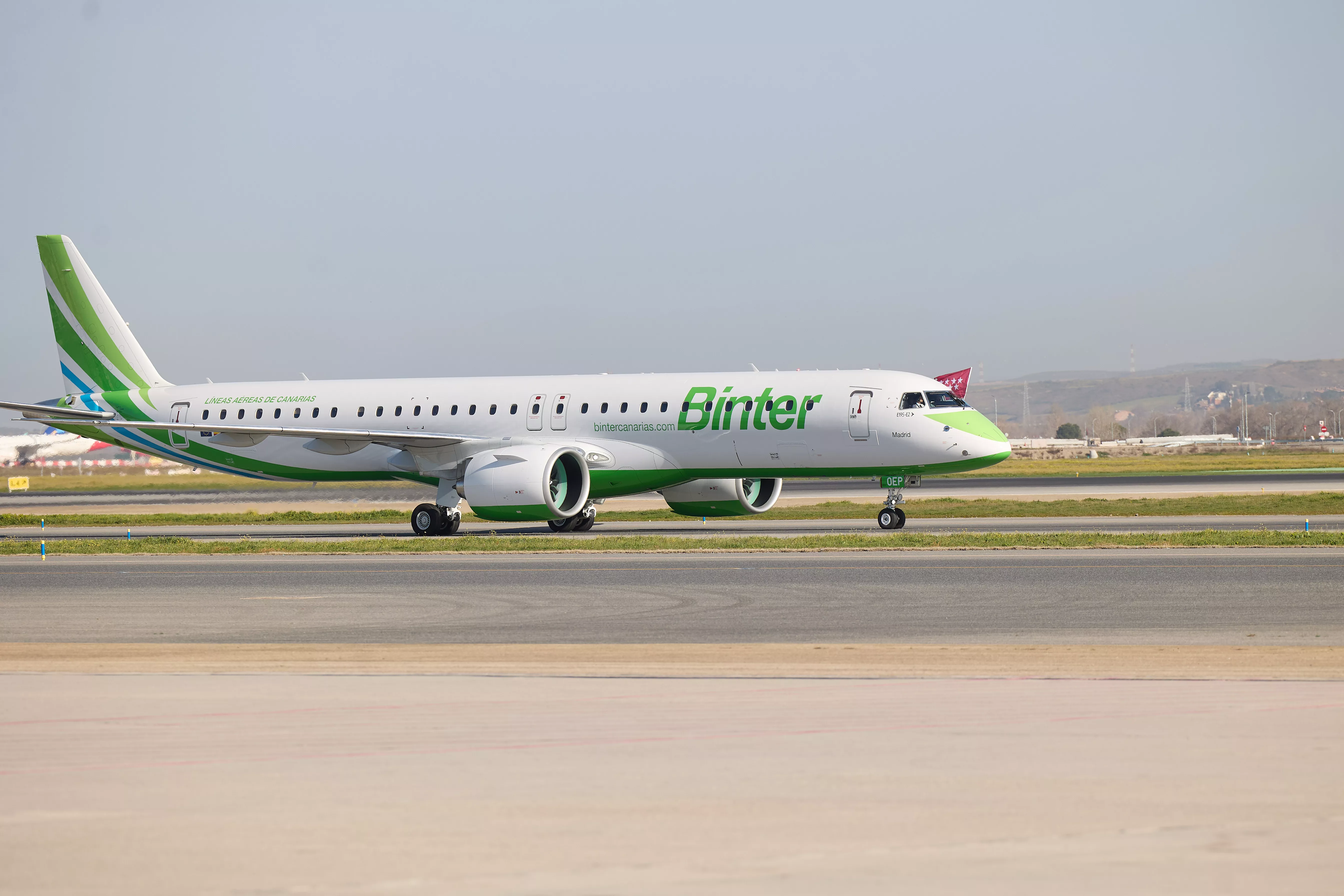 Un avión de Binter a punto de despegar / BINTER