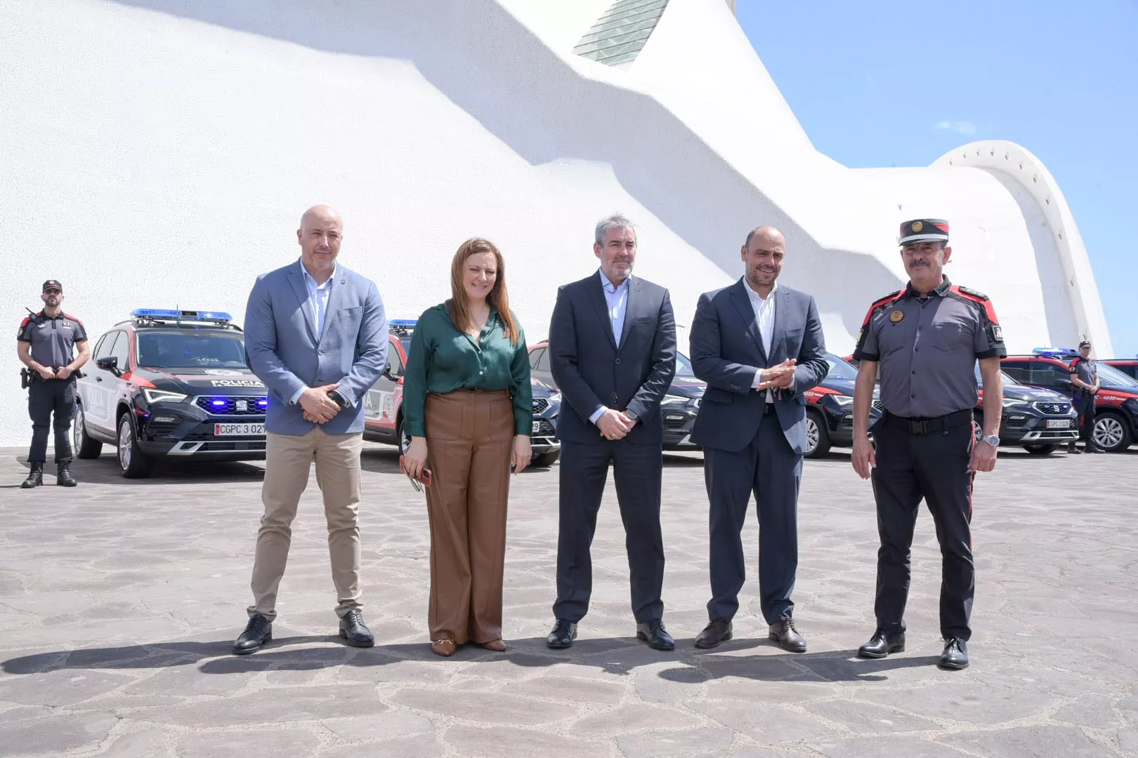 Presentación de los nuevos vehículos patrulla del Cuerpo General de la Policía Canaria / CEDIDA
