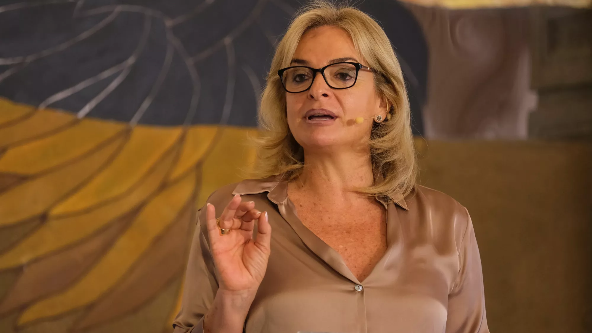 La consejera de Sanidad del Gobierno de Canarias, Esther Monzón. / EFE- ÁNGEL MEDINA 