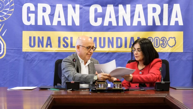 Antonio Morales y Carolina Darias / EFE - ÁNGEL MEDINA G.