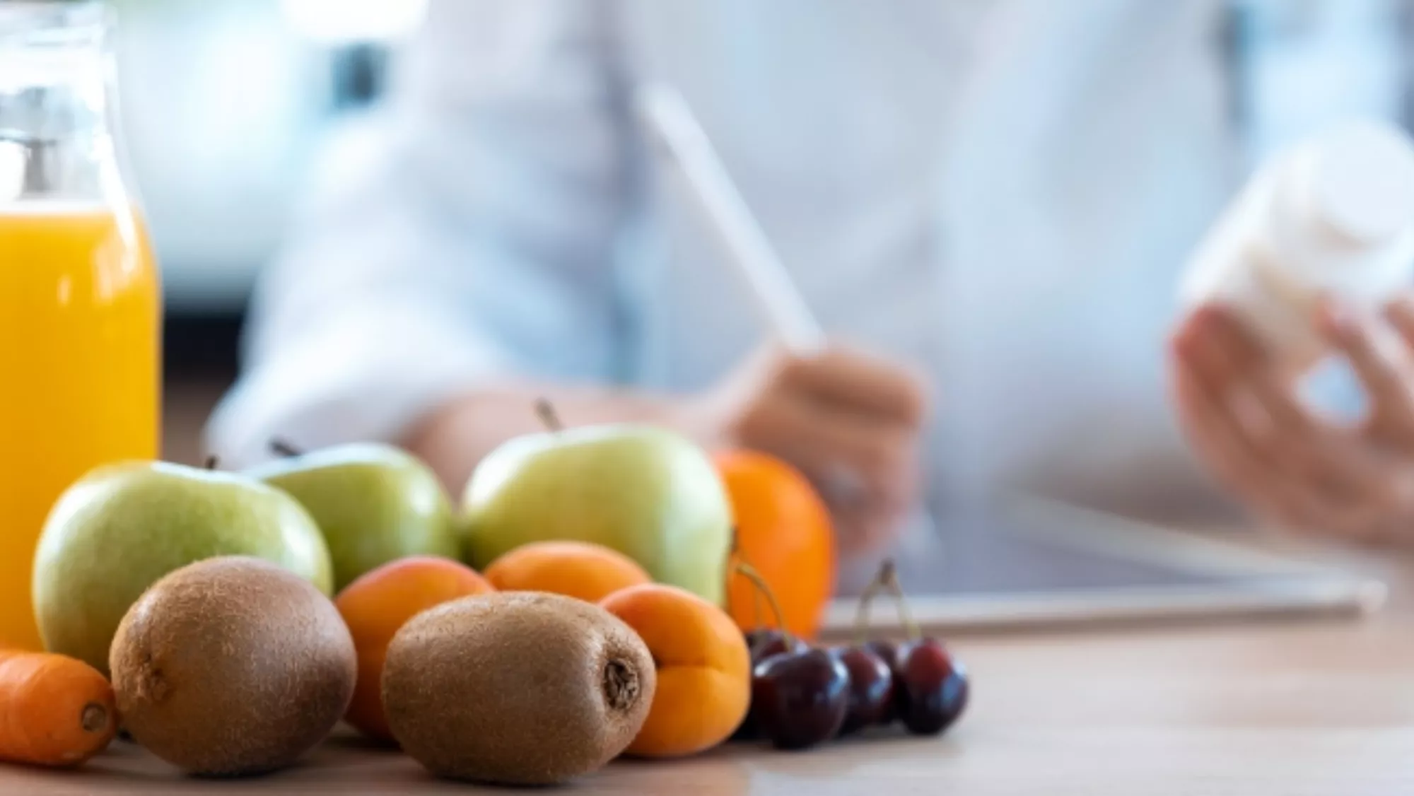 Las familias canarias que tienen que comprar alimentos específicos tienen que viajar a la Península / CANVA