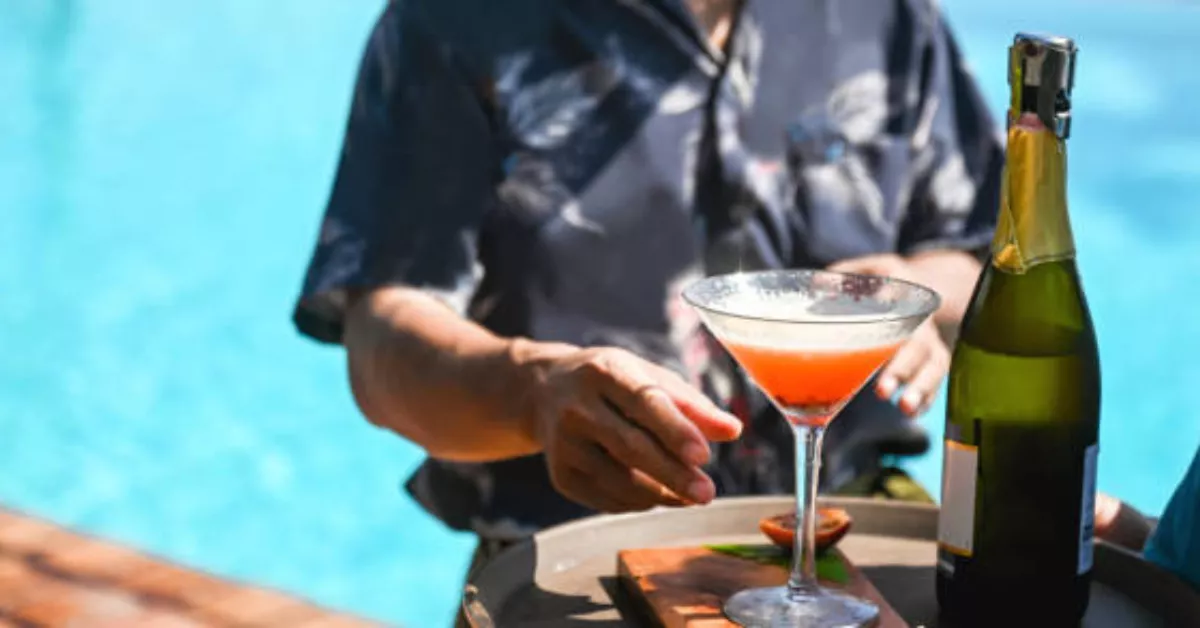 Un camarero de un hotel. / PIXBAY