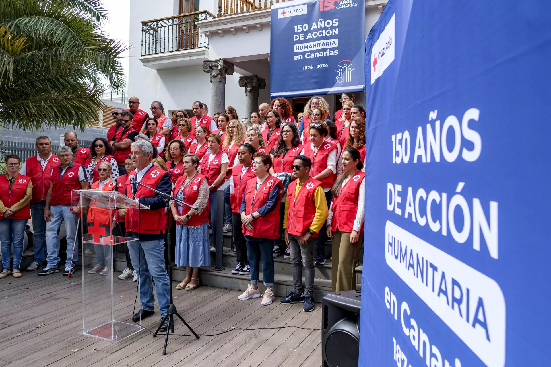 Acto conmemorativo en la sede principal de Cruz Roja de Las Palmas de Gran Canaria este lunes. / EFE - ÁNGEL MEDINA G.