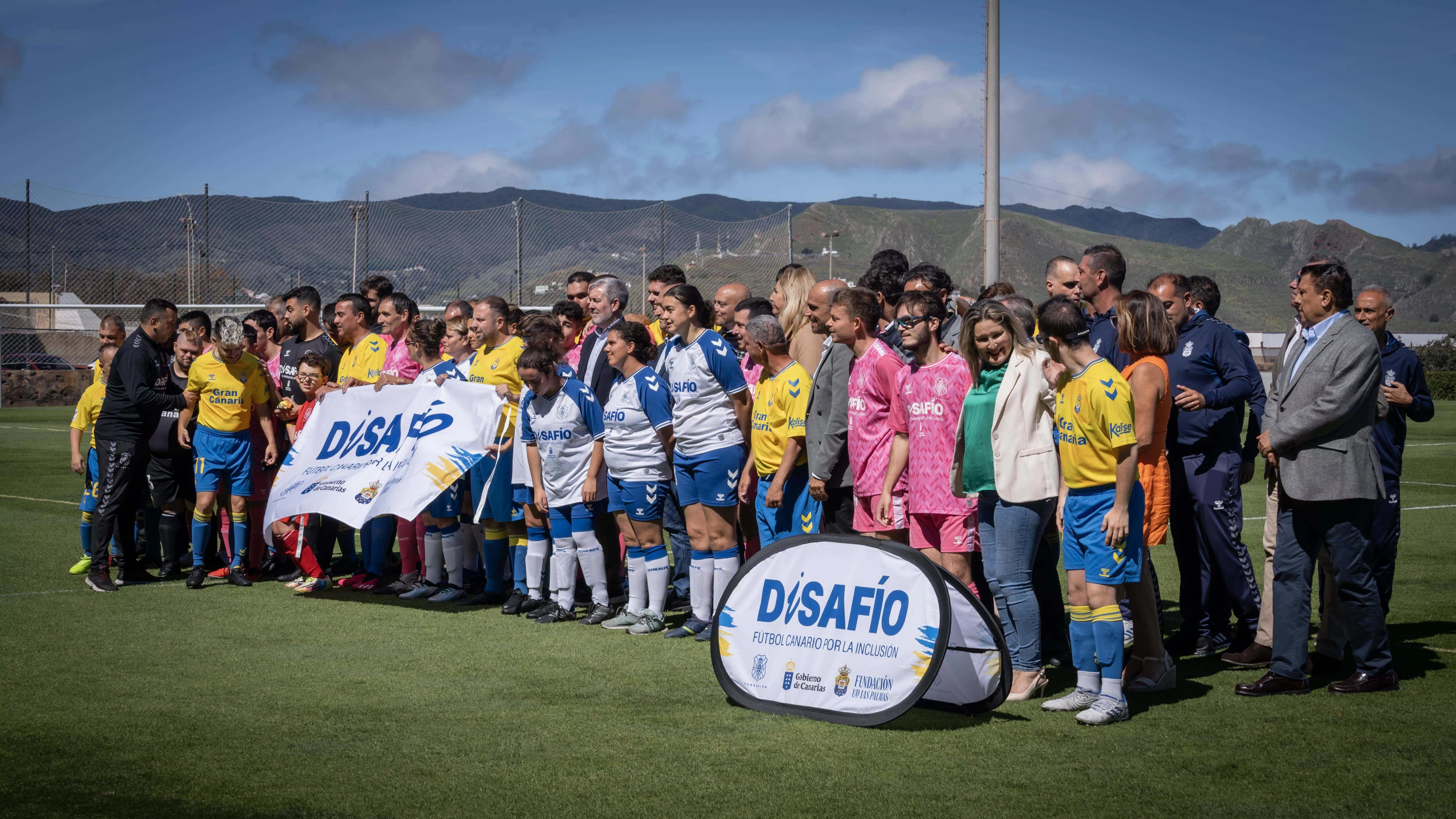 El presidente de Canarias, Fernando Clavijo, en la presentación de DiSAFÍO. / GOBIERNO DE CANARIAS