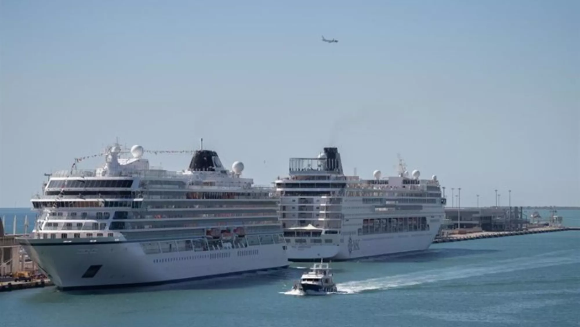 Crucero de MSC retenido en Barcelona con 69 bolivianos sin visado./ EP