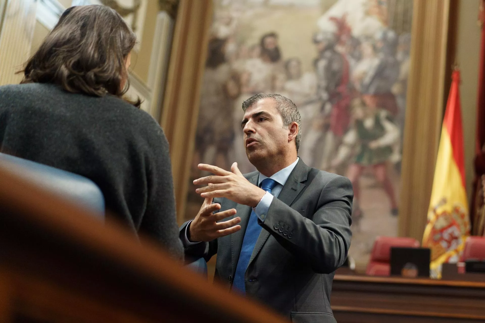 Manuel Domínguez, vicepresidente y consejero de Economía, Industria, Comercio y Autónomos, en el Parlamento de Canarias / EFE / RAMÓN DE LA ROCHA