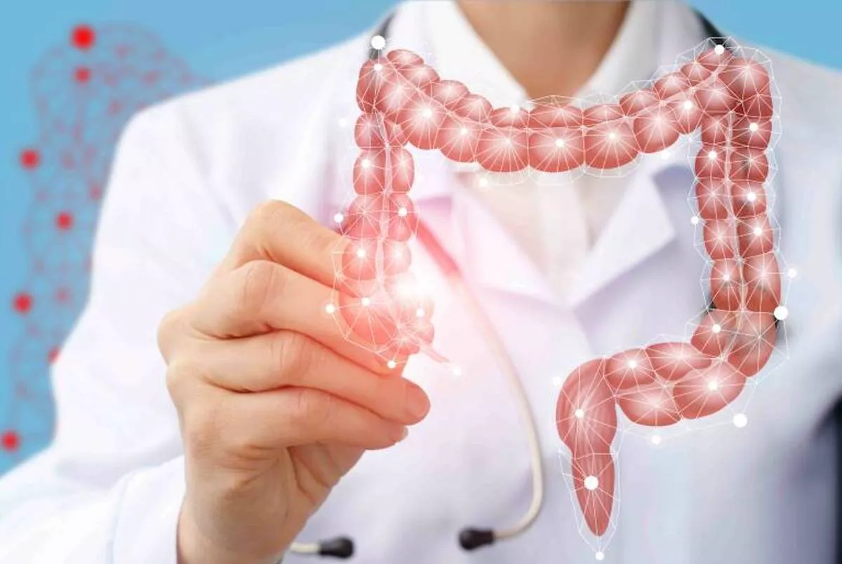 La detección temprana es la clave para luchar contra el cáncer de colon / QUIRÓNSALUD