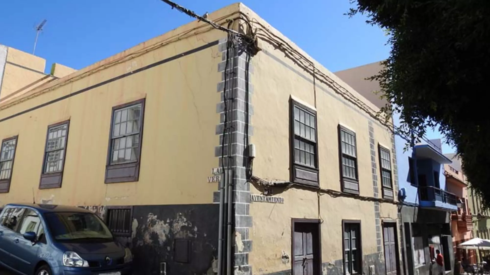 La Casa Lola en Guía de Isora./ MEMORIA DEL PROYECTO