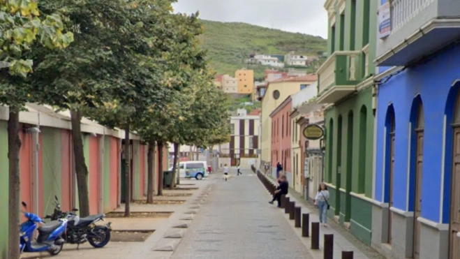 Calle paralela a la plaza del Cristo que une Nava y Grimón con Tabares de Cala / GOOGLE MAPS