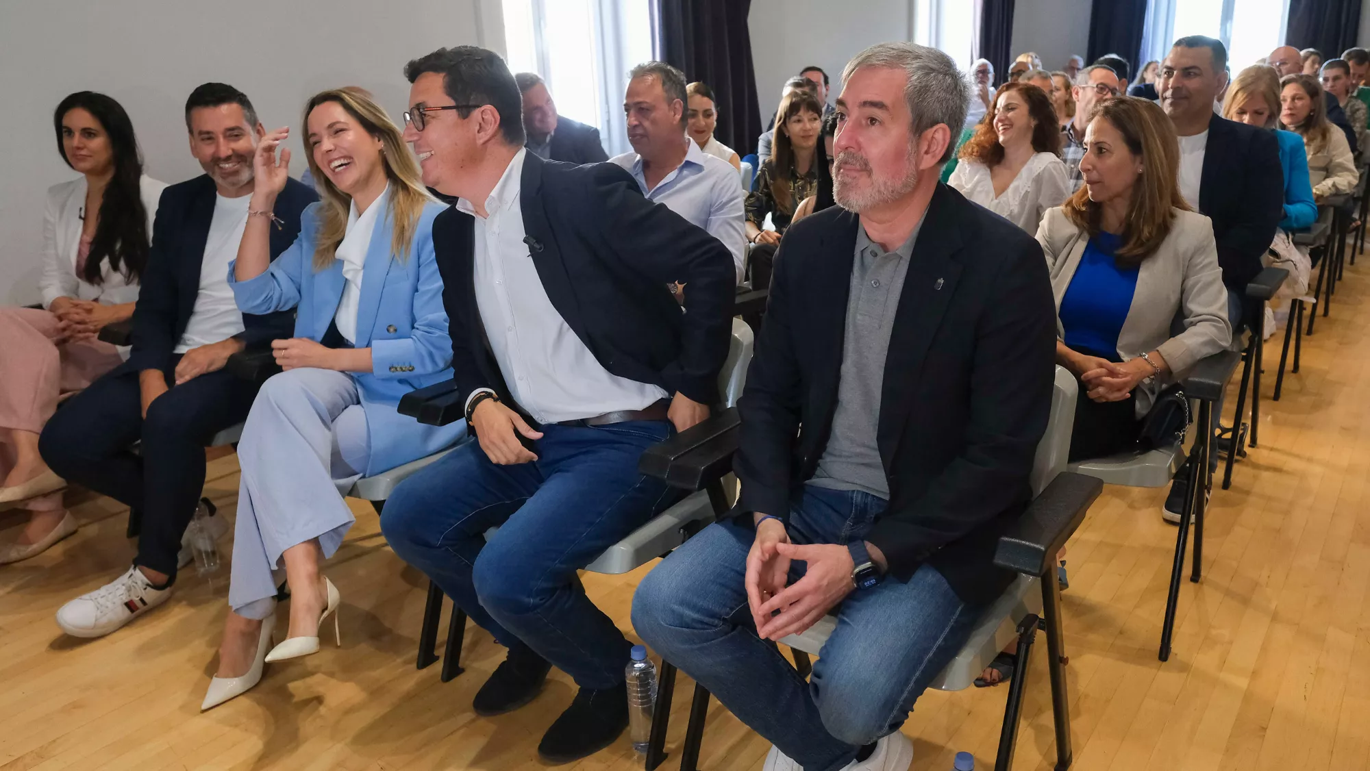 El presidente de Canarias, Fernando Clavijo, participó este sábado en la convención insular que celebra en Gran Canaria su partido, Coalición Canaria. / EFEÁngel Medina G.