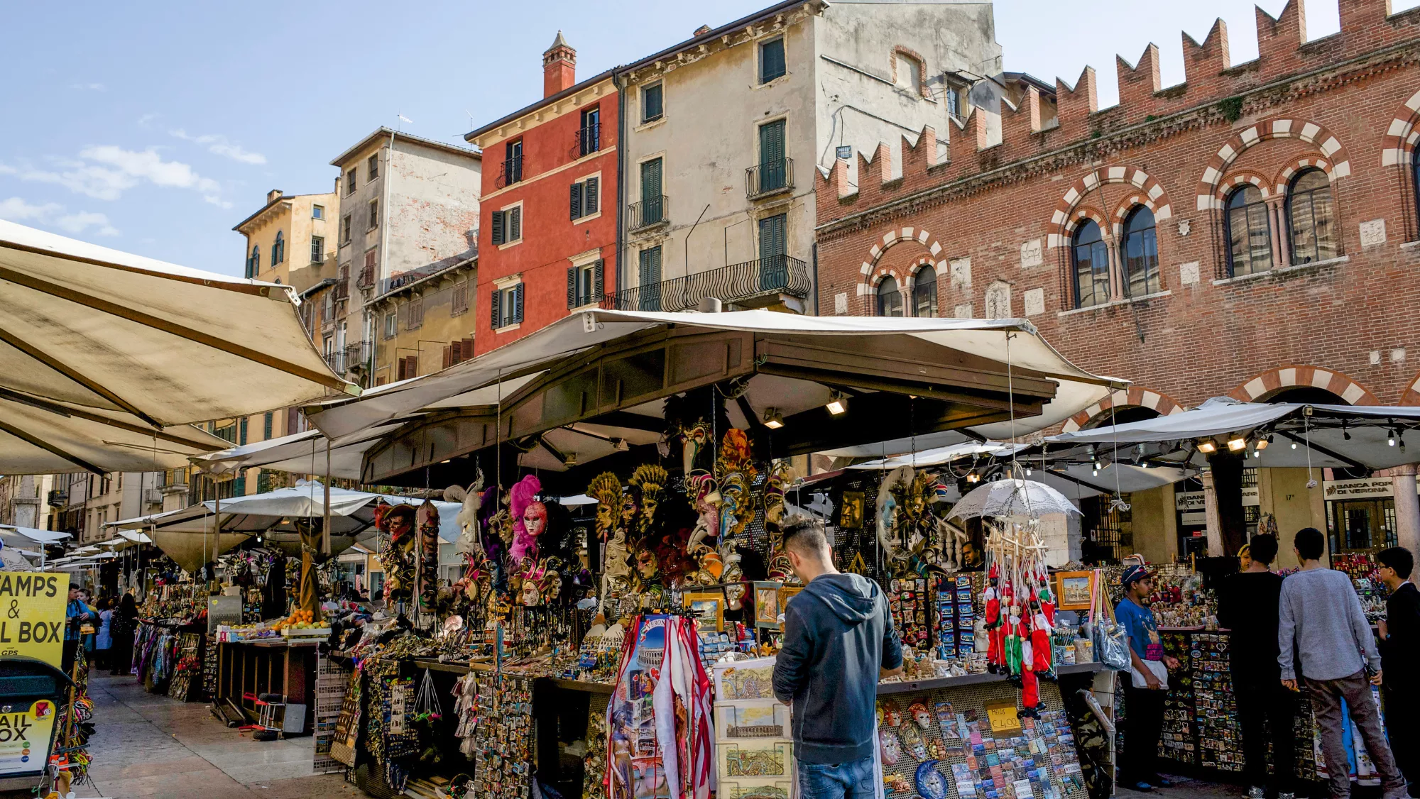 Imagen de un mercadillo / AH