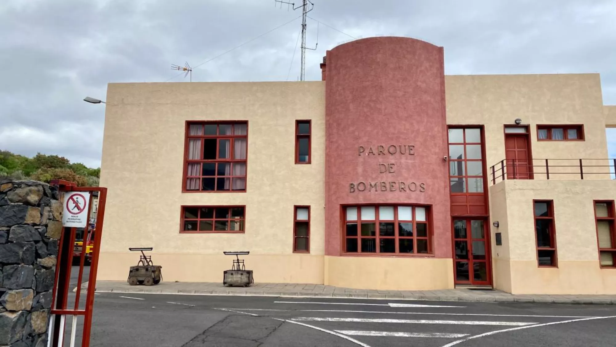 Parque de bomberos en La Grama, La Palma. / IMAGEN DE LA RED Parque de bomberos en La Grama, La Palma. / IMAGEN DE LA RED