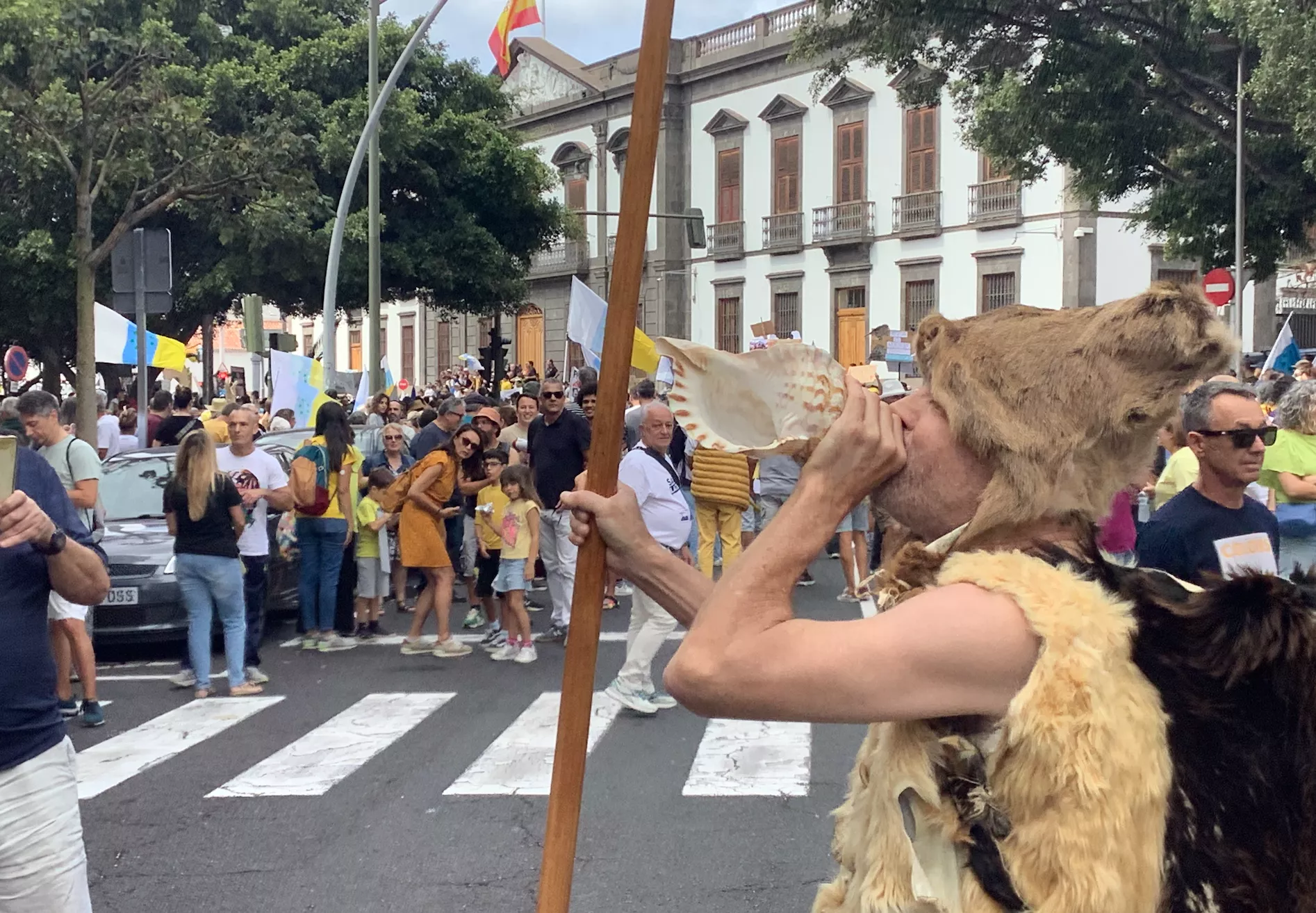 Manifestación del 20A por un modelo sostenible del turismo en Canarias./ AH - JOSE WILLIS