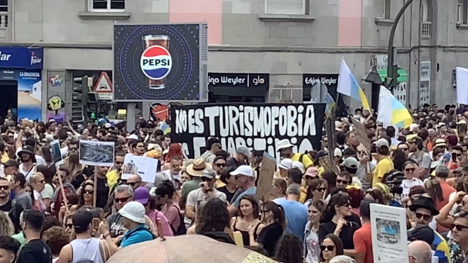 Manifestación del 20A en Tenerife./ AH - JOSE WILLIS