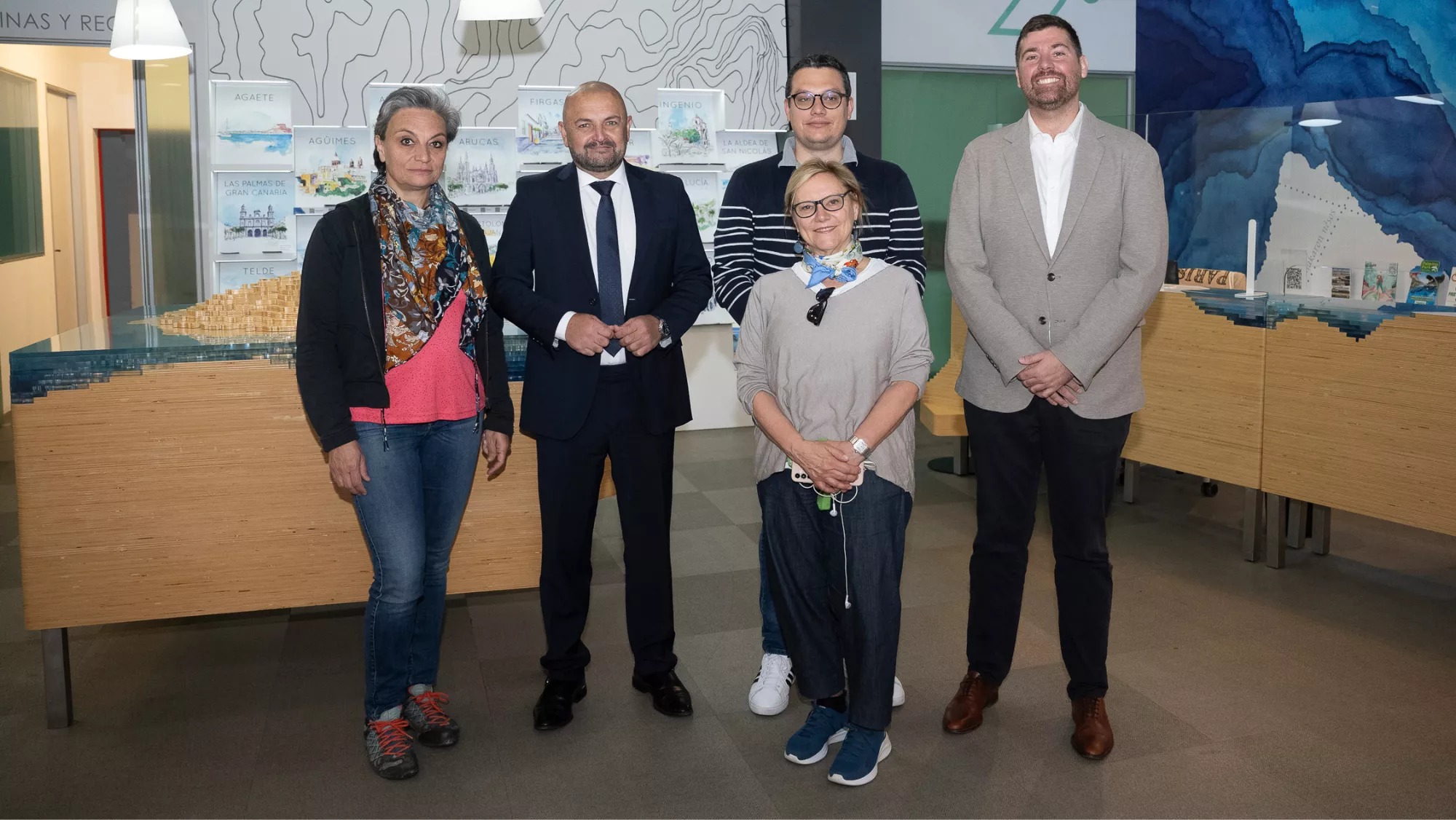 Encuentro del Cabildo, periodistas y Binter / CABILDO DE GRAN CANARIA