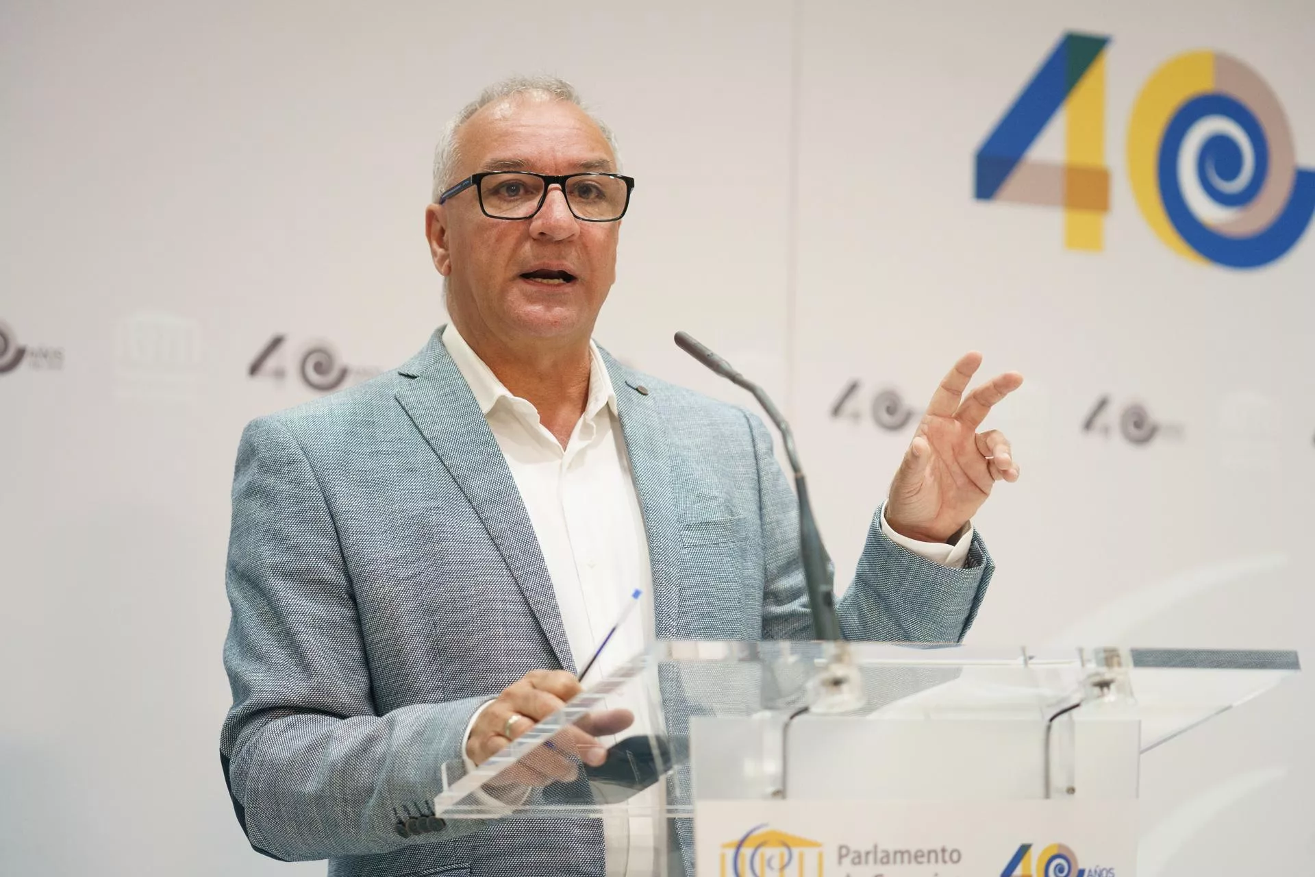 El diputado del grupo parlamentario de Nueva Canarias-Bloque Canarista (NC-bc) Luis Campos./ EFE - RAMÓN DE LA ROCHA