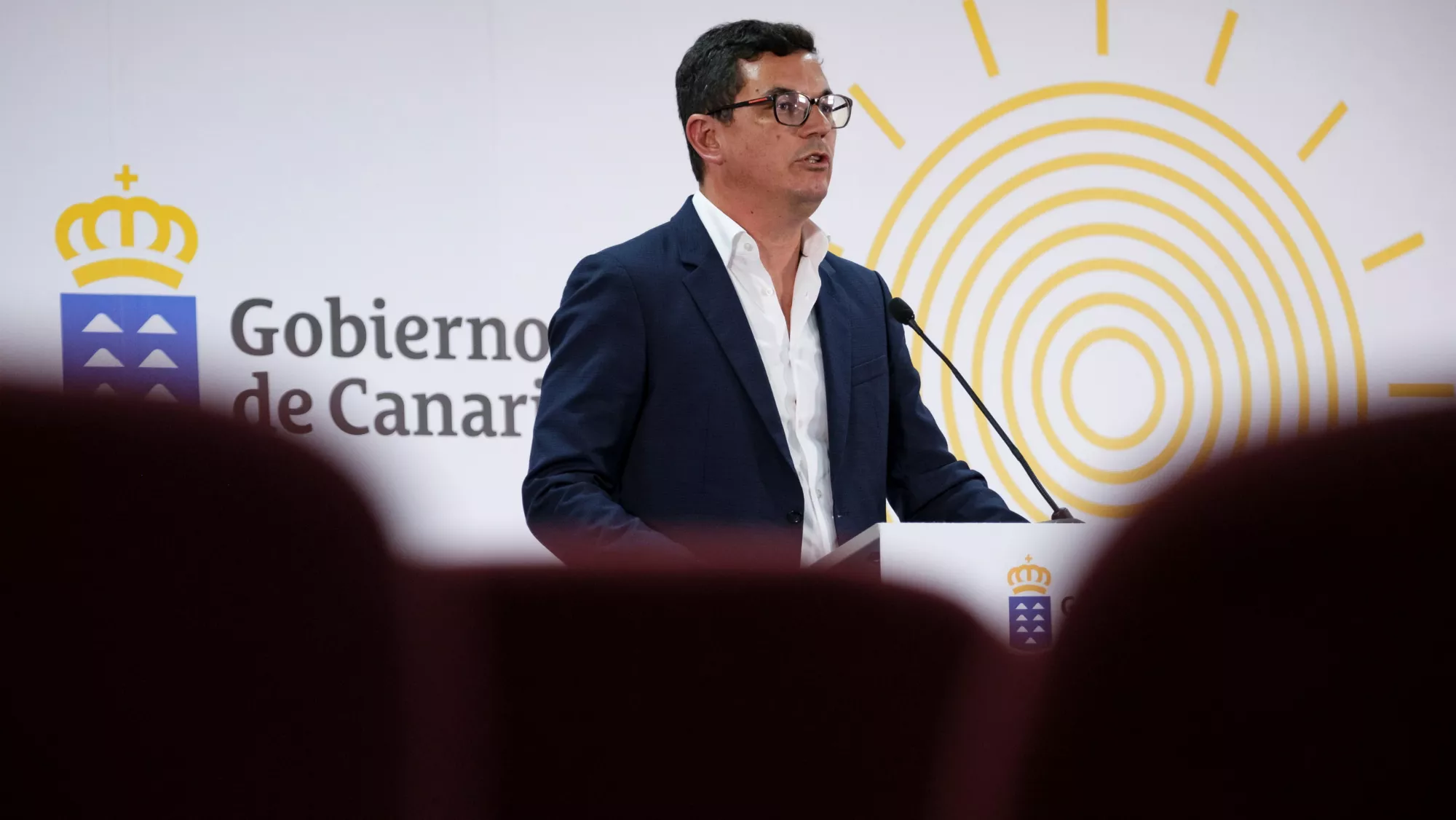 El consejero de Obras Públicas, Vivienda y Movilidad del Gobierno de Canarias, Pablo Rodríguez. / EFE - ÁNGEL MEDINA G.