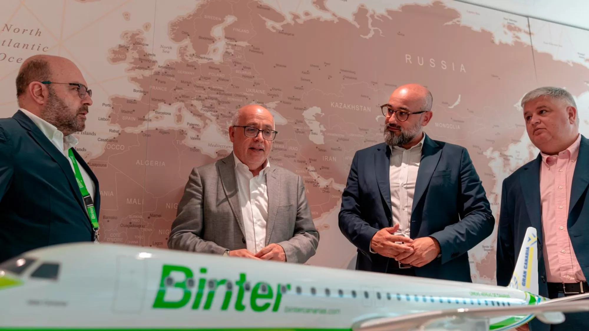 Encuentro entre el Cabildo y Binter / INSTITUTO INSULAR DE DEPORTES