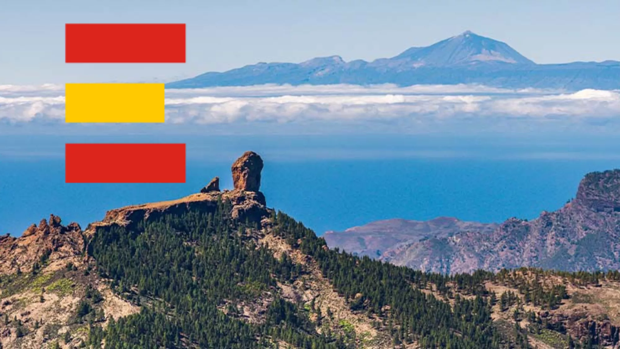Logo del ICEX sobre una imagen del roque Nublo y El Teide, una de las panorámicas más distintivas de Canarias./ MONTAJE AH