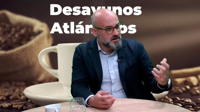 Aridany Romero, consejero de Deportes del Cabildo, durante la entrevista. / AH