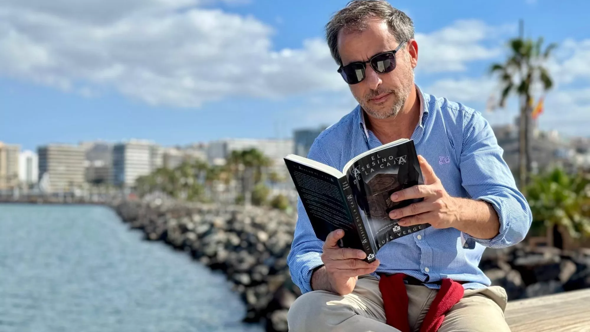 Luis Verge publica su segunda novela, 'El asesino de la caja' / CEDIDA