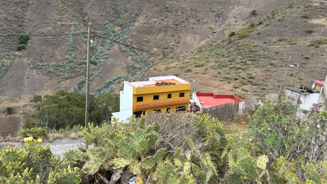 Viviendas a las que se puede acceder por la zona que quieren arreglar / ATLÁNTICO HOY - MARCOS MORENO Viviendas a las que se puede acceder por la zona que quieren arreglar / ATLÁNTICO HOY - MARCOS MORENO