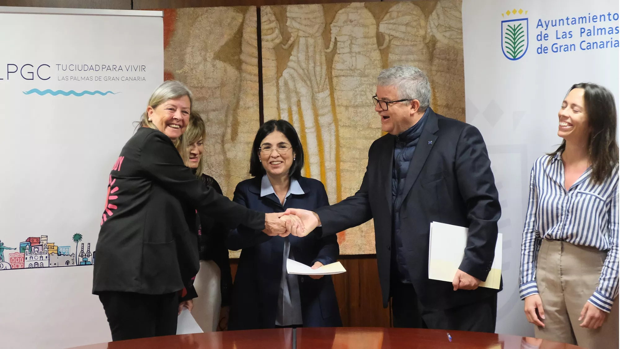 Firma del convenio entre el Ayuntamiento, Emalsa y Plocan / AYUNTAMIENTO DE LAS PALMAS DE GRAN CANARIA 