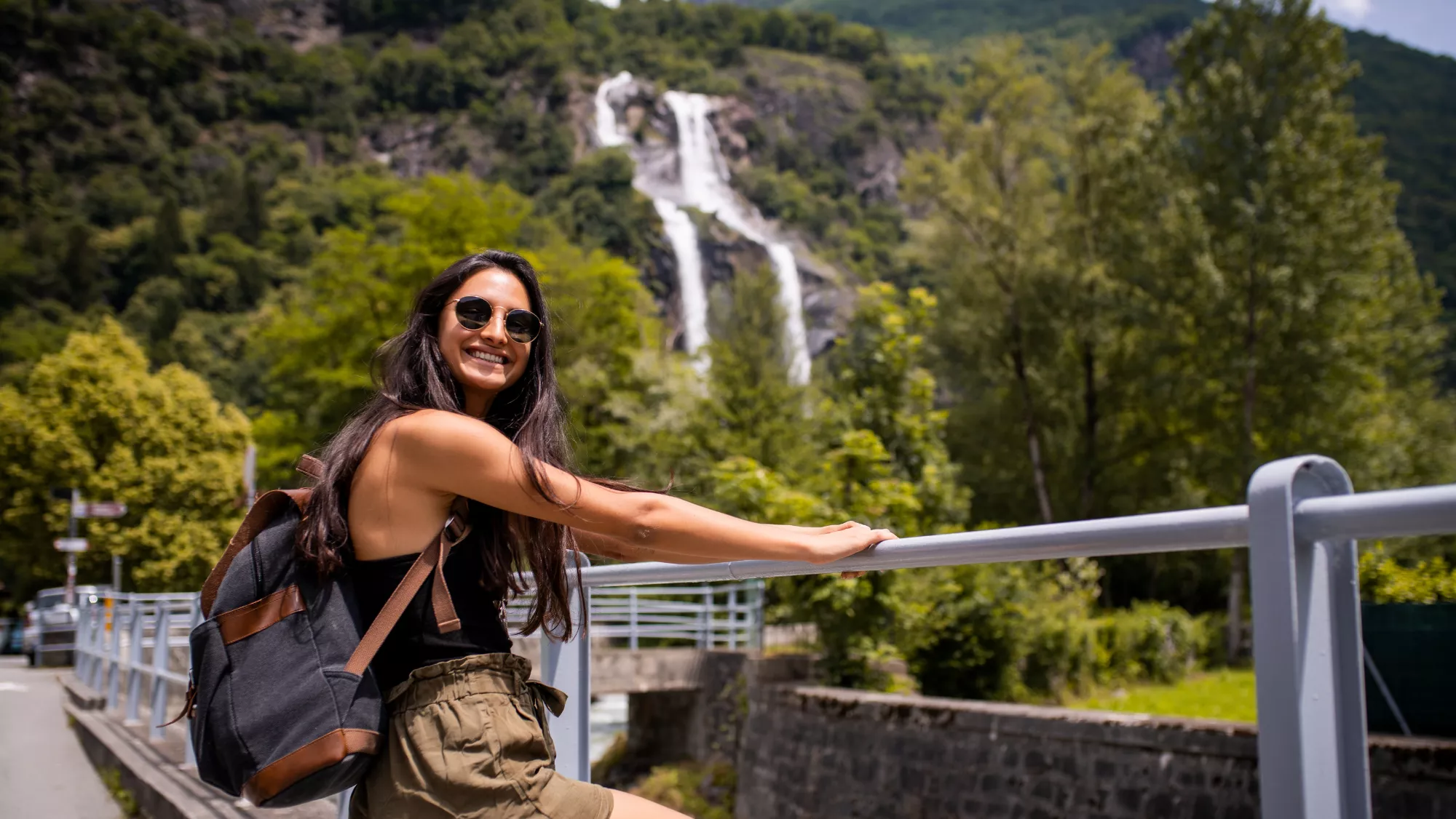 Imagen de una persona que viaja al extranjero para aprender idiomas / AH 