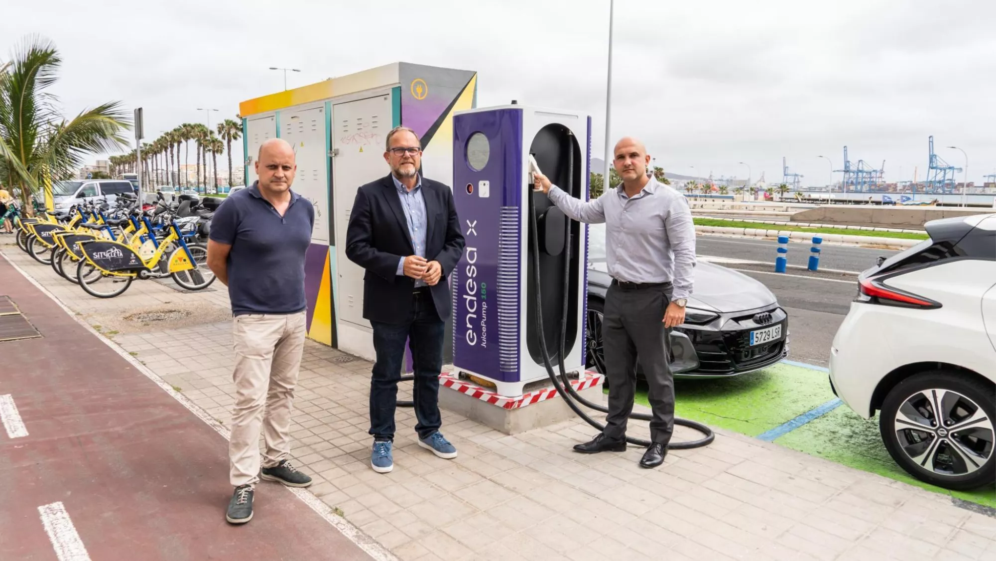Presentación de la plaza eléctrica / AYUNTAMIENTO DE LAS PALMAS DE GRAN CANARIA
