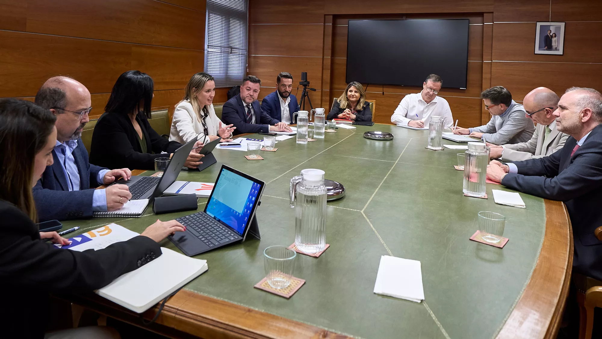 Reunión del Gobierno de Canarias con los cabildos de Tenerife y Gran Canaria y el Estado. / CEDIDA