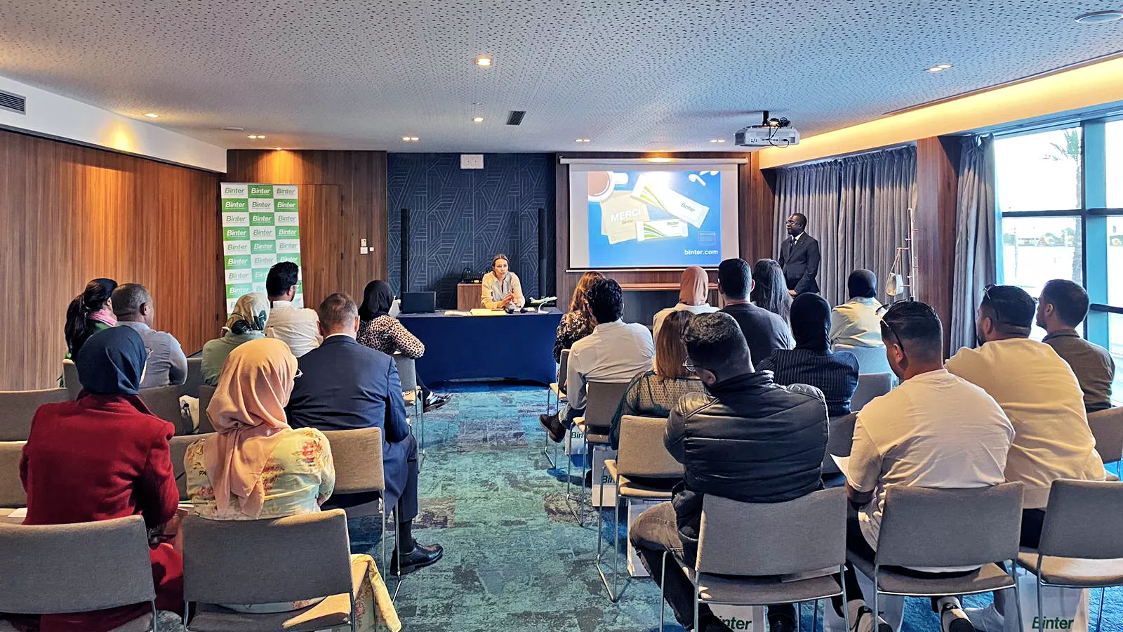 Encuentro de Binter con profesionales de agencias de viaje de Tánger / CEDIDA