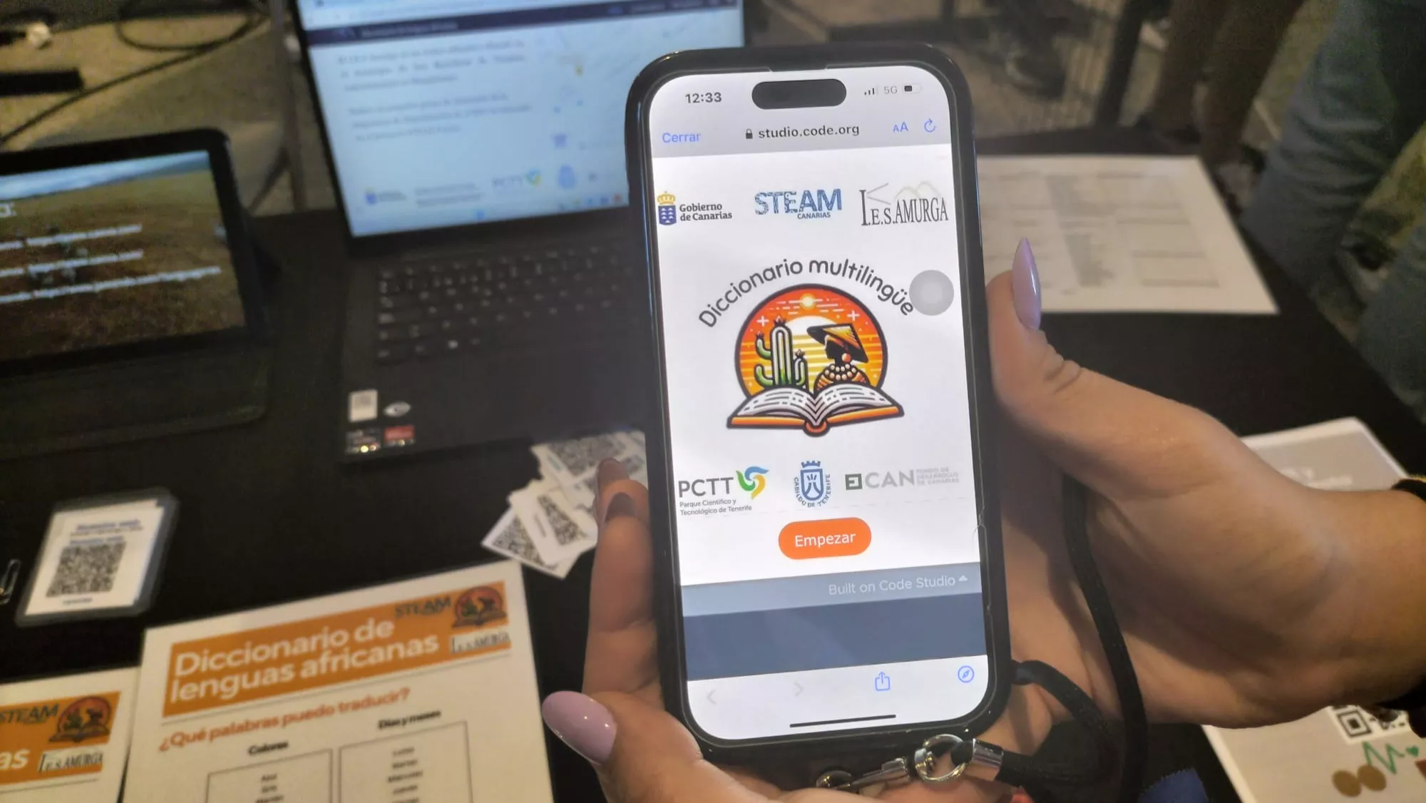 Aplicación creada por unos alumnos del IES Amurga (Maspalomas, Gran Canaria) para traducir del idioma mandinga al castellano./ AH Aplicación creada por unos alumnos del IES Amurga (Maspalomas, Gran Canaria) para traducir del idioma mandinga al castellano./ AH