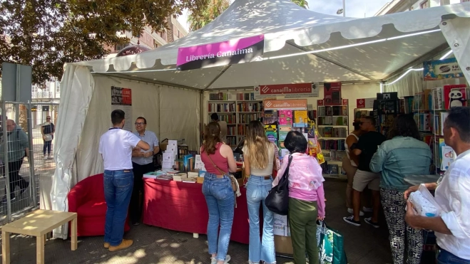 Carpa de la Librería Canaima en la Feria del Libro de Las Palmas / ATLÁNTICO HOY Carpa de la Librería Canaima en la Feria del Libro de Las Palmas / ATLÁNTICO HOY