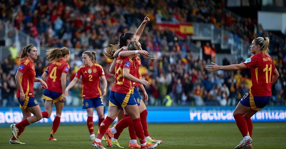 La selección femenina jugará en Canarias por primera vez en su historia y llenarán el Heliodoro para intentar sellar la clasificación para la Euro 2025./ X.