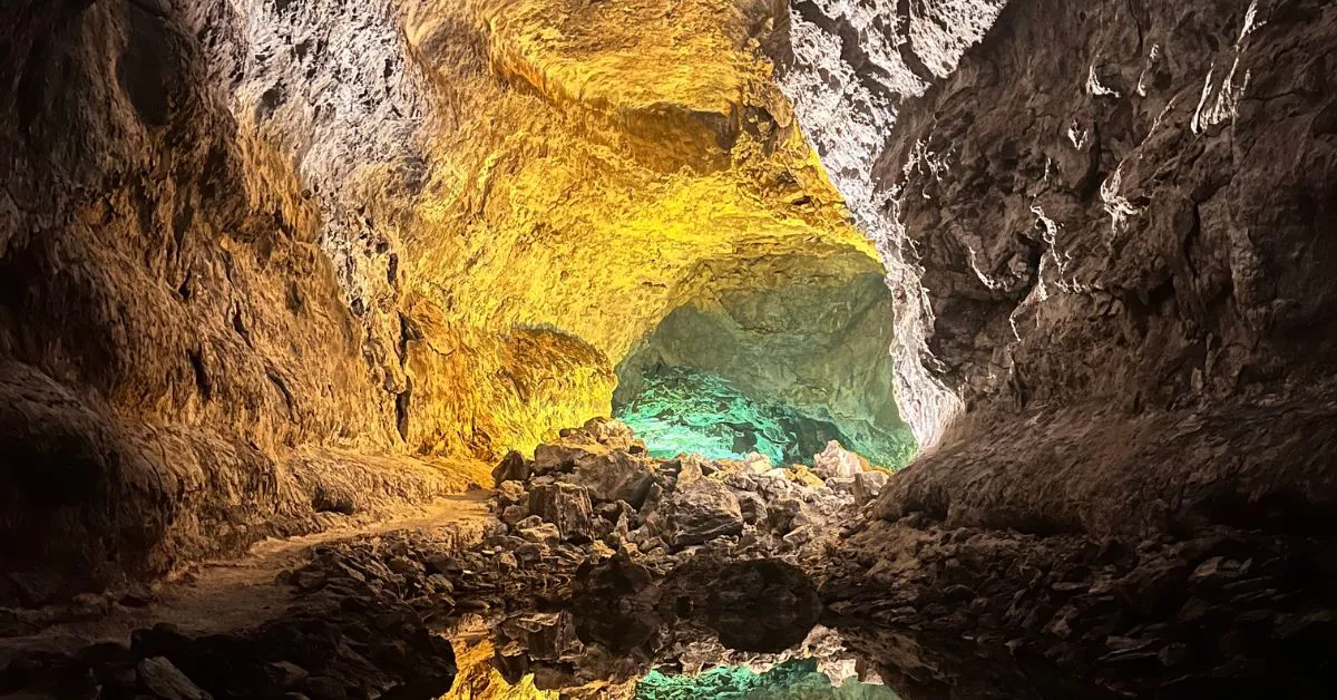 La Cueva de los Verdes es un paraíso subterráneo excavado en el subsuelo de Lanzarote por la lava del Volcán de la Corona./ REDES.